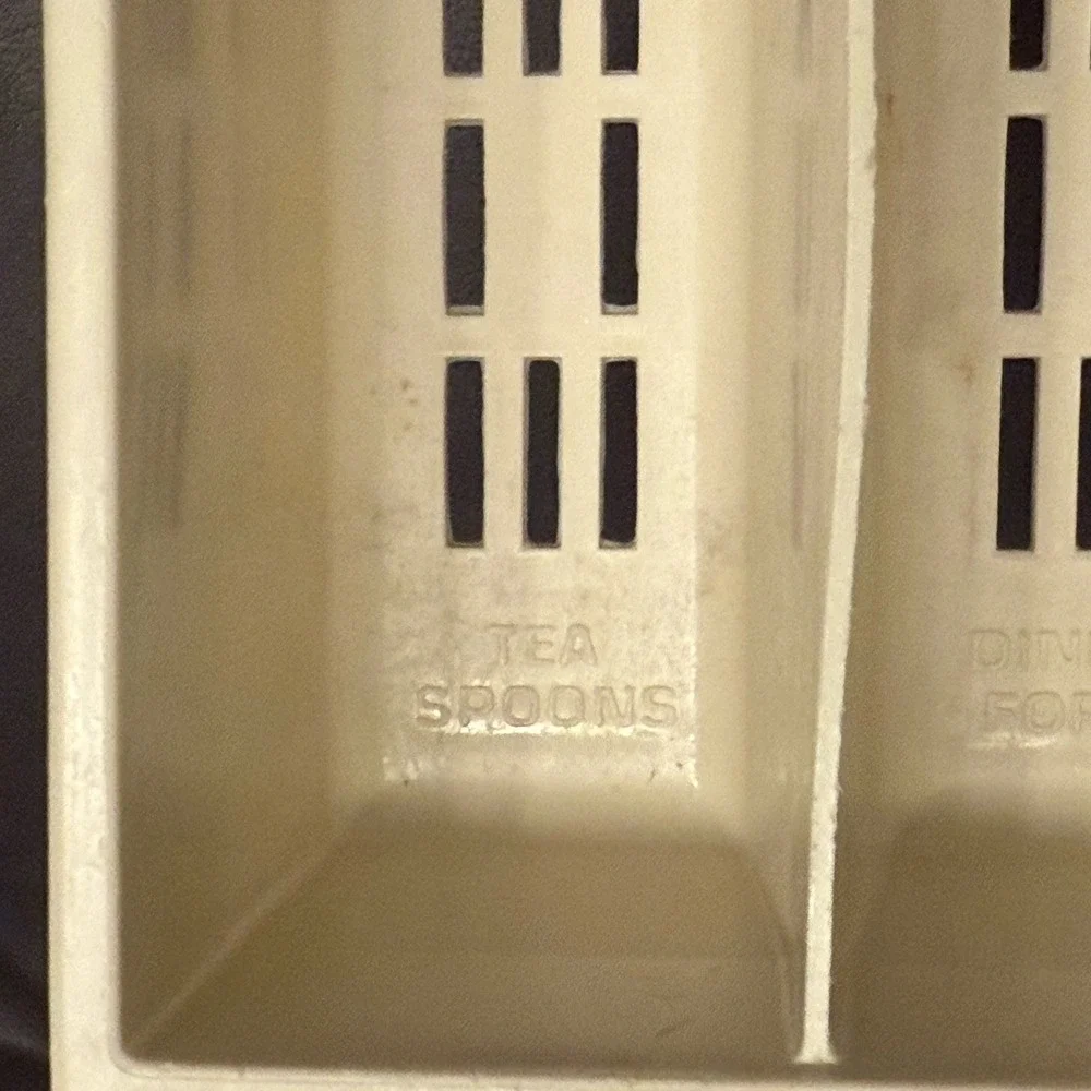 Vintage 1970's Plastic Kitchen Divided Drawer for‎ Utensils & Cutlery 11x13